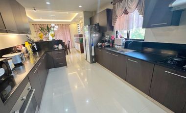 1157sqm 5BR Contemporary H&L in Cabuyao