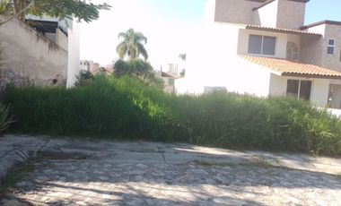 Terreno en venta en Ixtapán de la Sal en calle privada