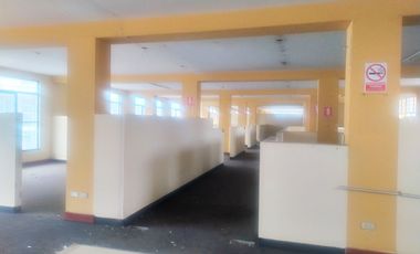 Alquilo local en Huaral