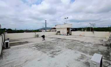 CASA COMERCIAL EN ZONA NORTE SECTOR GASTRONÓMICO DE PORTOVIEJO