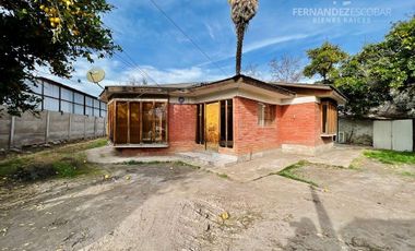 SAN ESTEBAN - VENTA PROPIEDAD 3D 1B CON TERRENO DE 1.387M2