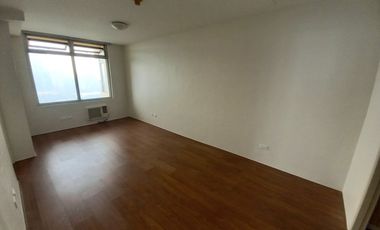 Golf course view 3 bedroom unit in 8 Wack Wack near Ortigas, Makati, BGC Megamall, Shangrila Mall, Podium