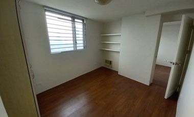 Golf course view 3 bedroom unit in 8 Wack Wack near Ortigas, Makati, BGC Megamall, Shangrila Mall, Podium