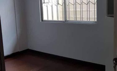 🏠🌆 Prime Makati Townhouse for Sale 🌟 3-Storey | 4BR + Maids Room 🚗 2 Car Garages | Semi Furnished 🛍️ 2-mins from Cash and Carry 🏥 5-mins from Makati M