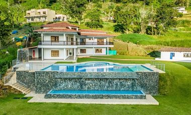 FINCA LA TRINIDAD EN ALQUILER EN COPACABANA LLAMANOS AL3022482694 FULL EQUIPADA