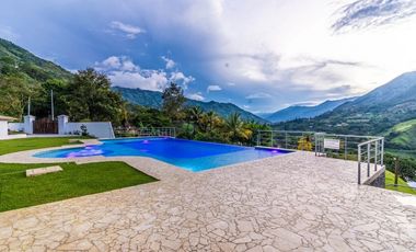 FINCA LA TRINIDAD EN ALQUILER EN COPACABANA LLAMANOS AL3022482694 FULL EQUIPADA