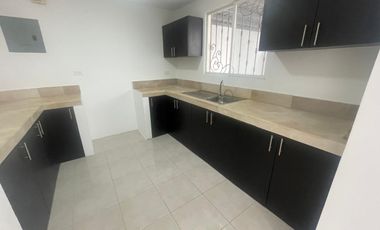 URBANIZACION MALAGA DOS VENDO PRECIOSA VILLA DOS PLANTAS, TRES DORMITORIOS, EXCELENTES ACABADOS