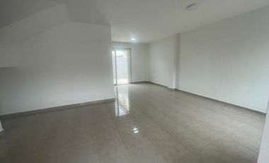URBANIZACION MALAGA DOS VENDO PRECIOSA VILLA DOS PLANTAS, TRES DORMITORIOS, EXCELENTES ACABADOS
