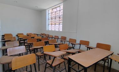 Se Renta Propiedad en Vista Bella ideal para escuela, o clínica
