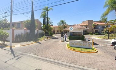 Oportunidad Casa de Remate Bancario !! Ave Naciones Unidas, Zapopan, Jal.