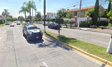 Oportunidad Casa de Remate Bancario !! Ave Naciones Unidas, Zapopan, Jal.