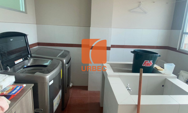 Venta_ Edificio en venta òptimo para instituciones financieras o empresas en busca de una ubicación estratégica en una zona de alta actividad comercia