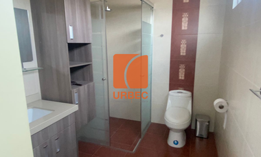 Venta_ Edificio en venta òptimo para instituciones financieras o empresas en busca de una ubicación estratégica en una zona de alta actividad comercia
