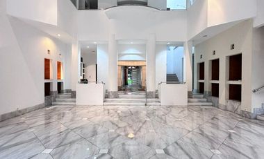 RUMAH SPEKTAKULER di BUKIT GOLF PONDOK INDAH, JAKSEL