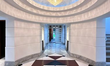 RUMAH SPEKTAKULER di BUKIT GOLF PONDOK INDAH, JAKSEL
