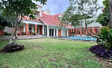 RUMAH SPEKTAKULER di BUKIT GOLF PONDOK INDAH, JAKSEL