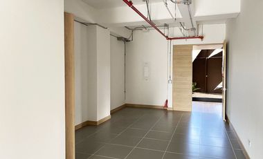 PR20656 Oficina en arriendo en el sector Altos de Palmas