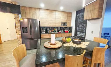 PR17252 Arriendo de casa amoblada en Alto del Escobero