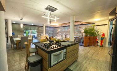 PR17252 Arriendo de casa amoblada en Alto del Escobero