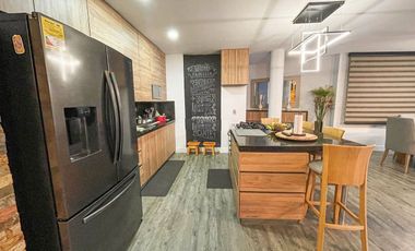 PR17252 Arriendo de casa amoblada en Alto del Escobero