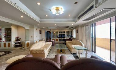 Pet-Friendly Large 4 Bedrooms Condo with Long Balcony For Sale - Phatssana Gardens - BTS Ekkamai