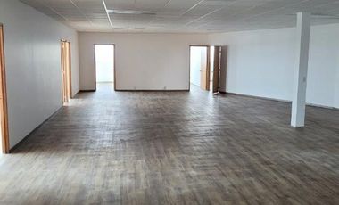 Oficina en Renta, Avenida Gustavo Baz, Tlalnepantla de Baz, Muy Espaciosa