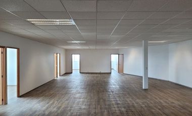 Oficina en Renta, Avenida Gustavo Baz, Tlalnepantla de Baz, Muy Espaciosa