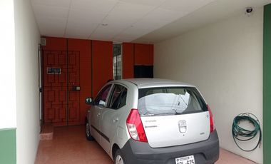 Venta de Casa de una planta en Centenario Sur de 3 habitaciones