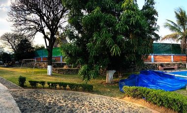 CASA EN VENTA, 1,774.84M2 CON ALBERCA EN TLAYACAPAN MORELOS