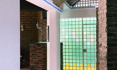 CASA EN VENTA, 1,774.84M2 CON ALBERCA EN TLAYACAPAN MORELOS