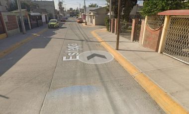 ¡APROVECHA ESTA INCREÍBLE OPORTUNIDAD PARA HACER CRECER TU PATRIMONIO! Casa en REMATE BANCARIO Fraccionamiento Izcalli San Pablo, Tultitlán, México