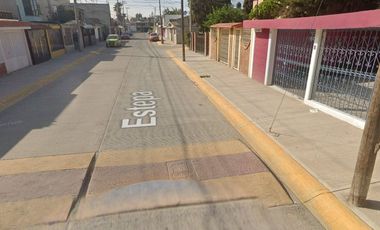 ¡APROVECHA ESTA INCREÍBLE OPORTUNIDAD PARA HACER CRECER TU PATRIMONIO! Casa en REMATE BANCARIO Fraccionamiento Izcalli San Pablo, Tultitlán, México