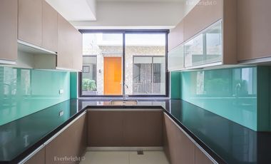 Benitez Courtyard Townhomes | Six Bedroom 6BR Townhouse For Sale - #2992