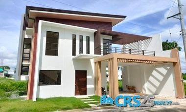 5Bedroom House in Tayud Consolacion for Sale