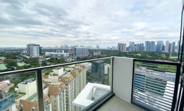 3 Bedroom with balcony Rent to Own Condo For Sale in The Florence in Mckinley Hill