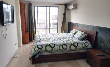 Casa de alquiler amoblada en la Urb. Ciudad Celeste, Samborondón