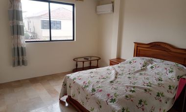 Casa de alquiler amoblada en la Urb. Ciudad Celeste, Samborondón