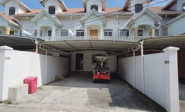3 BEDROOMS MODERN TOWNHOUSE FOR SALE IN PORAC, PAMPANGA NEAR CLARK AIRPORT