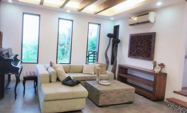 Spacious 6 Bedrooms House with Pool in Uphill Royale Cebu