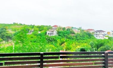 Spacious 6 Bedrooms House with Pool in Uphill Royale Cebu