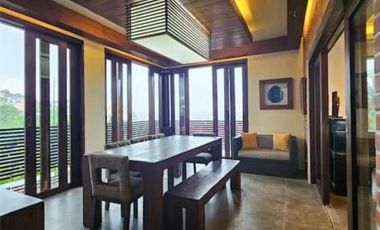 Spacious 6 Bedrooms House with Pool in Uphill Royale Cebu