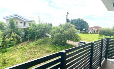 Spacious 6 Bedrooms House with Pool in Uphill Royale Cebu
