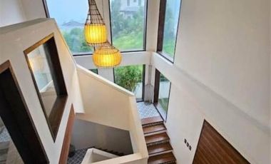 Spacious 6 Bedrooms House with Pool in Uphill Royale Cebu