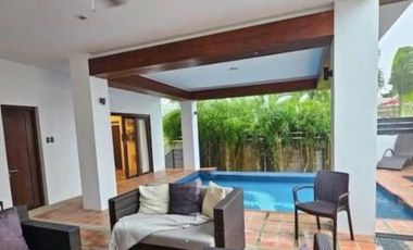 Spacious 6 Bedrooms House with Pool in Uphill Royale Cebu