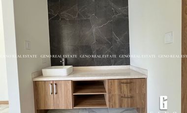 CASA EN VENTA EN ASTURIAS CON PATIO AMPLIO