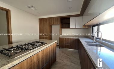 CASA EN VENTA EN ASTURIAS CON PATIO AMPLIO