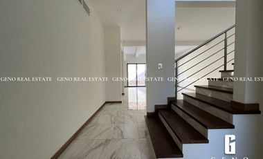 CASA EN VENTA EN ASTURIAS CON PATIO AMPLIO