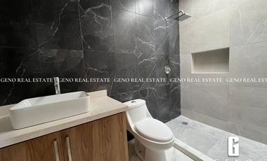 CASA EN VENTA EN ASTURIAS CON PATIO AMPLIO