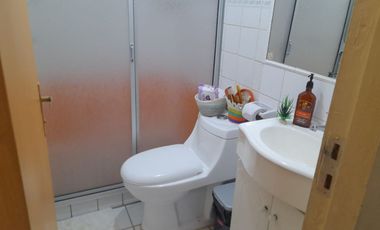 Vendo remodelado departamento en Villa Padre Hurtado