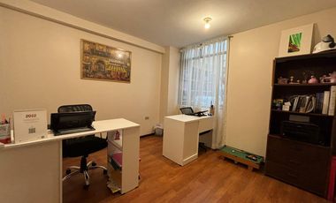 Departamento central en venta en avenida universitaria